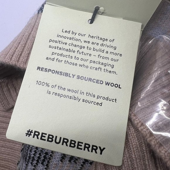 Burberry Kids Gilliane Wool and Cashmere blend pale check cardigan 10y - Picture 5 of 10